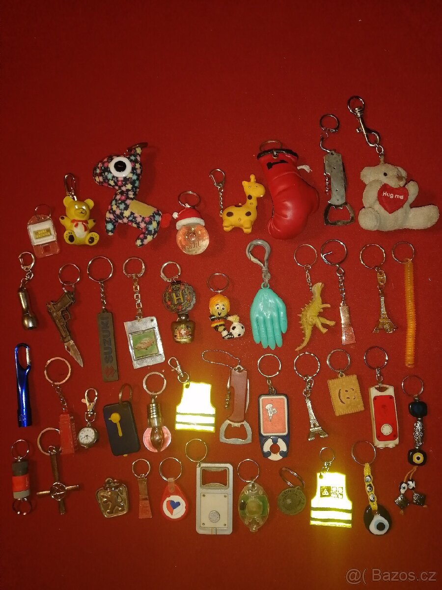 Prodám přívěsky na klíče