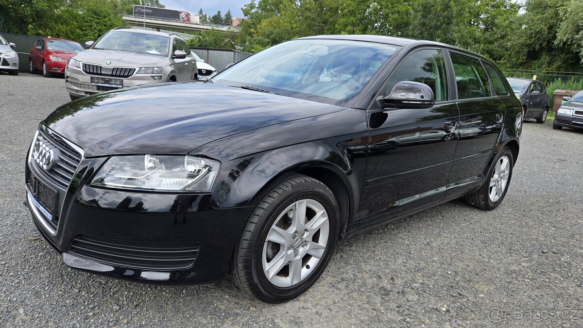 AUDI A4  TFSi ATTRACTION 1MAJITEL