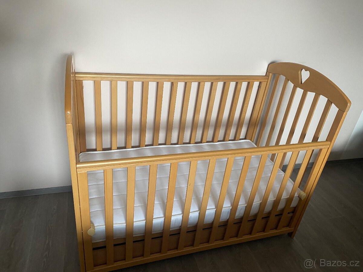 Dětská postýlka