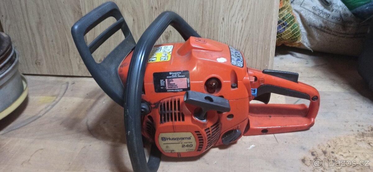 Prodám motorovou pilu Husqvarna