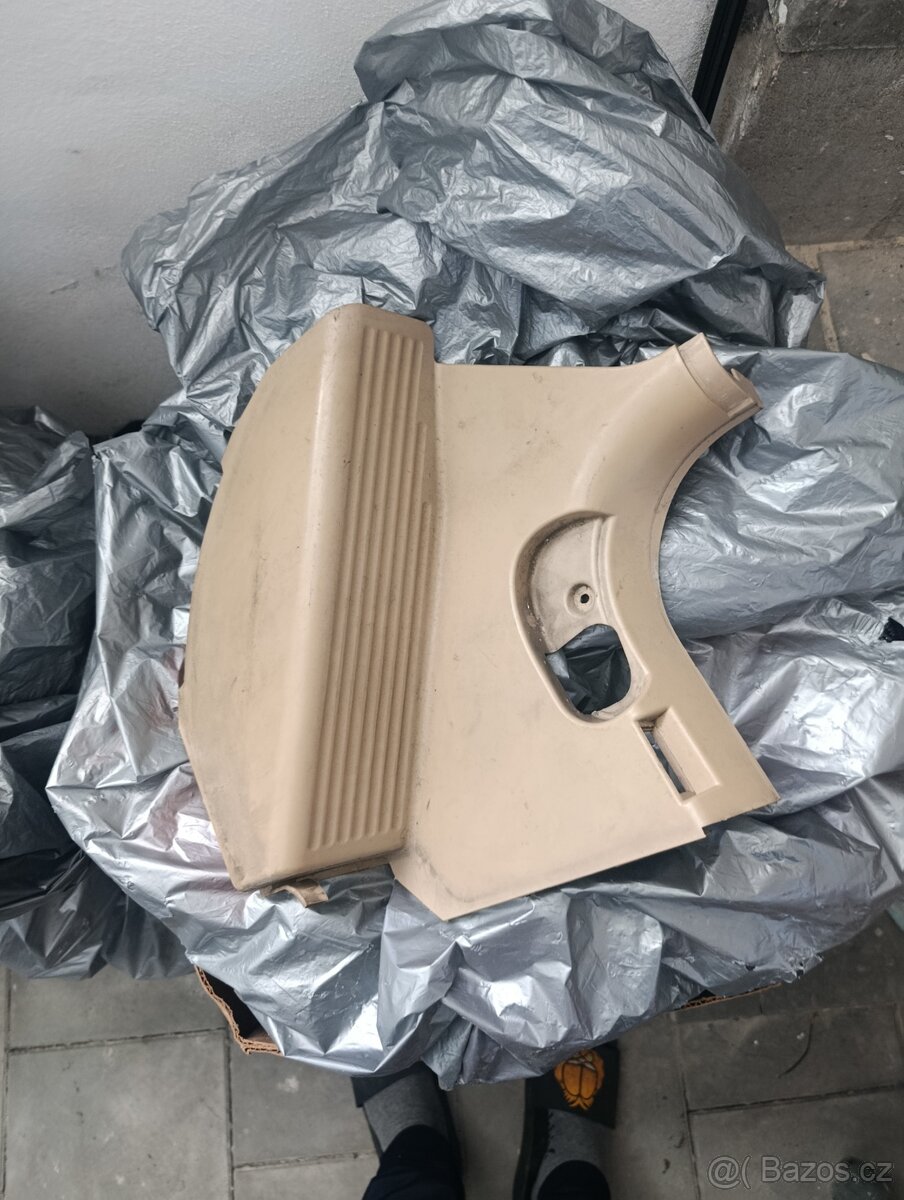 BMW E46 plastový naslap