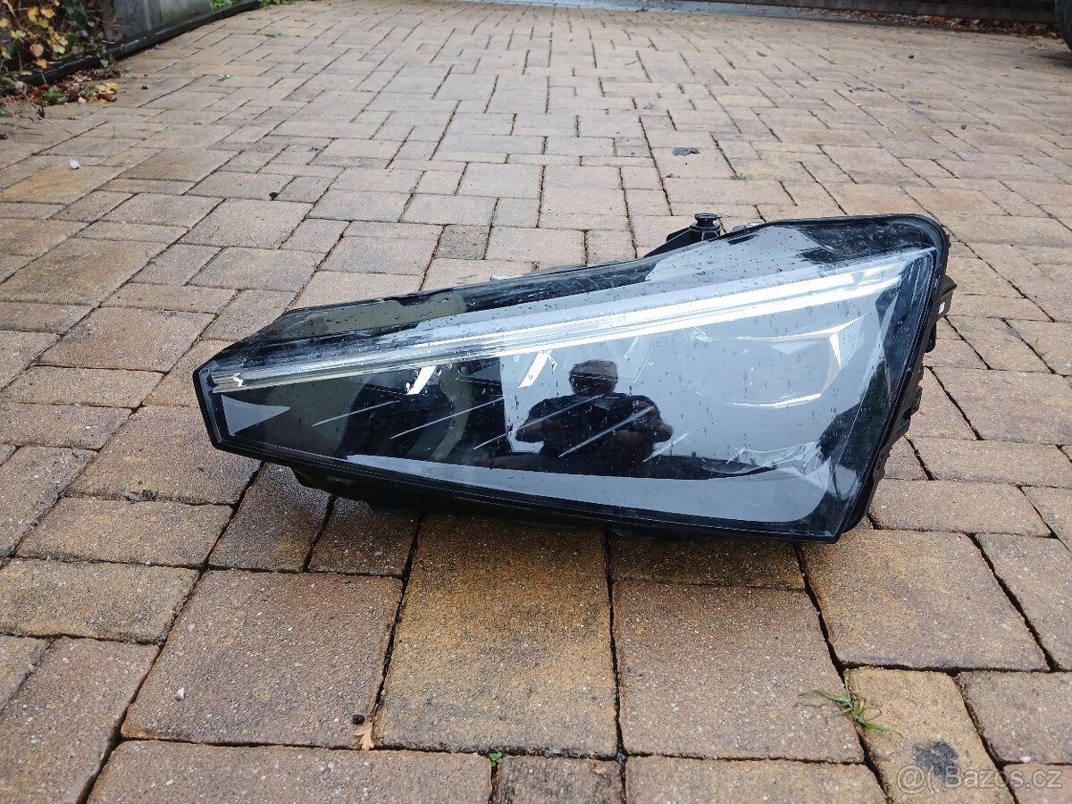 Škoda Scala led lampa 657941015A