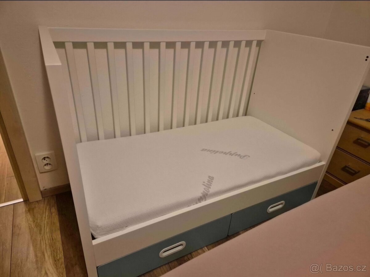 Dětská postýlka Ikea Stuva + matrece