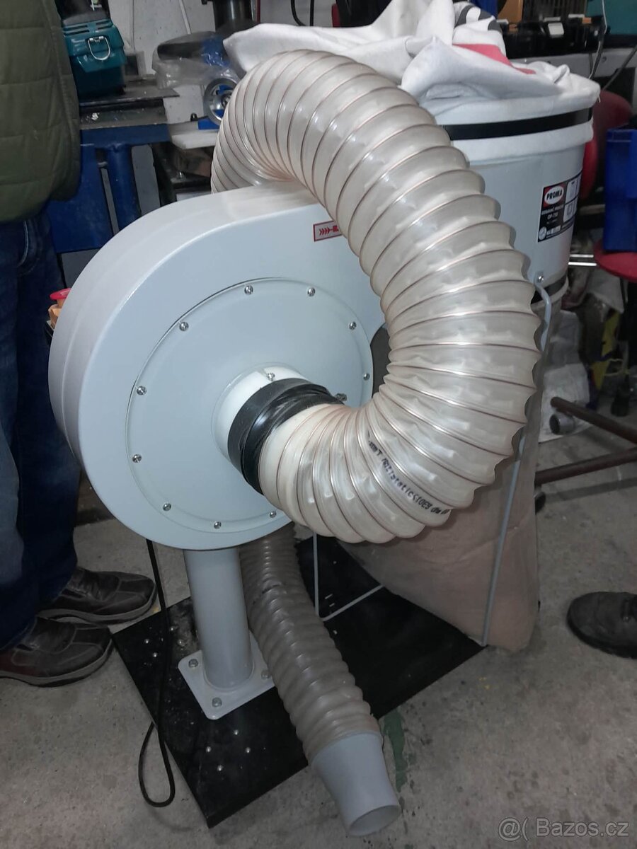 ODSAVAČ PRACHU PROMA