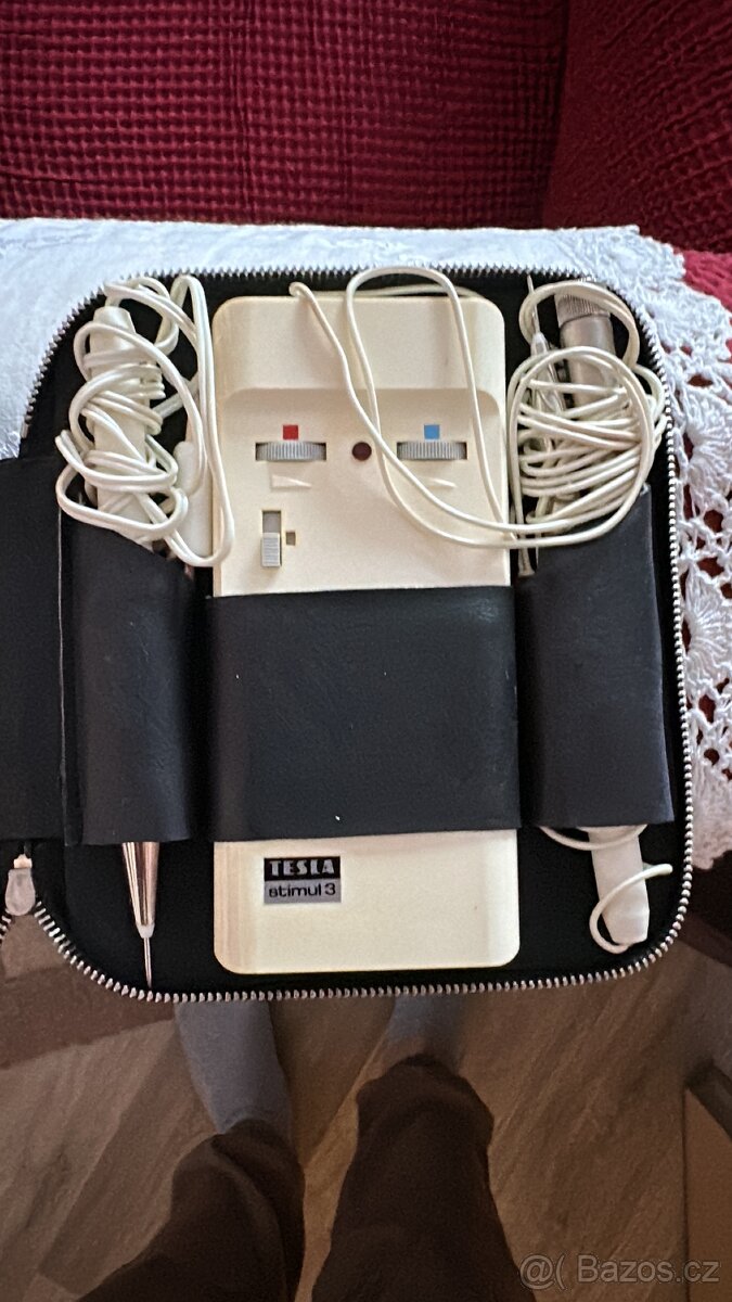 Zařízení pro elektroakupunkturu (kapesní) TESLA