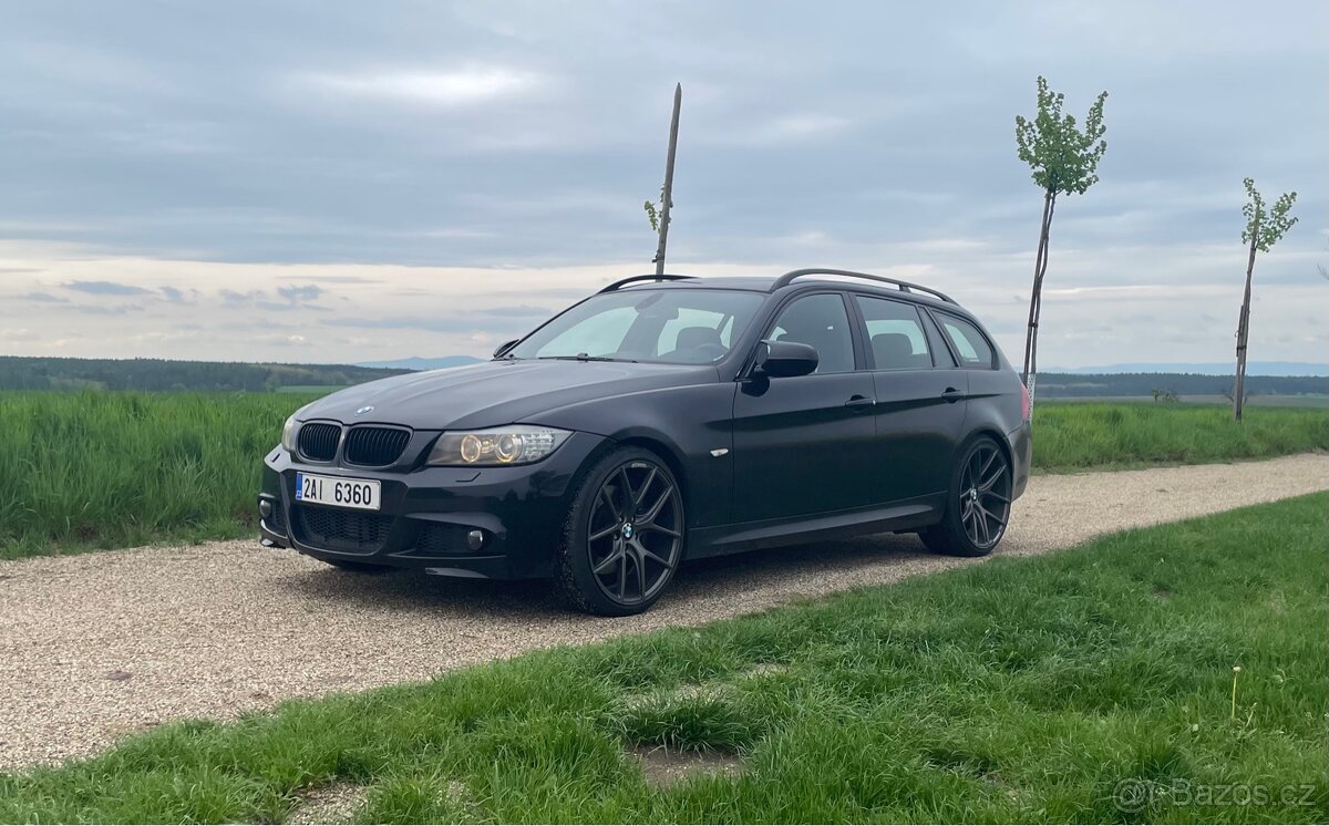 BMW 330xd LCI M-paket | xDrive | Logic7 | panorama | servis