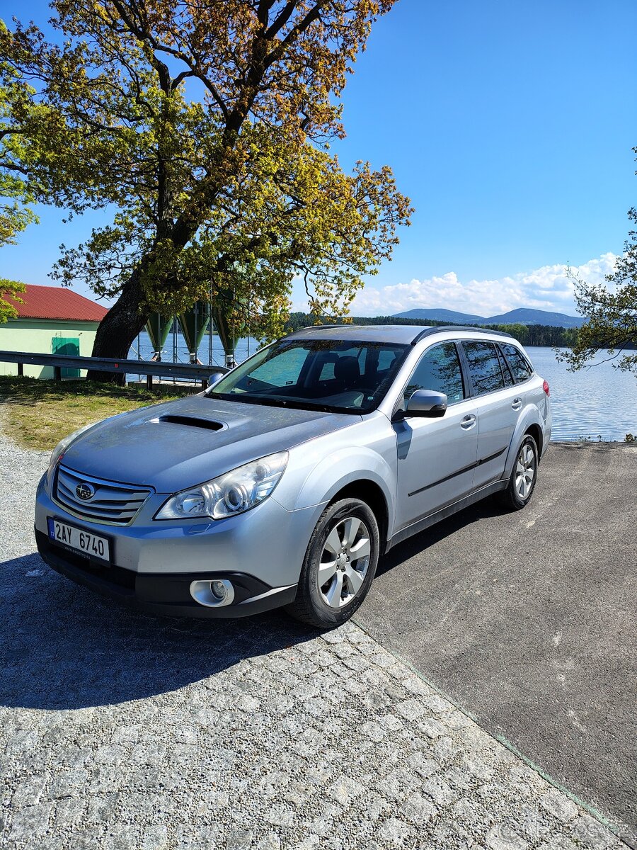 Subaru outback 2012 boxer diesel 2.0d