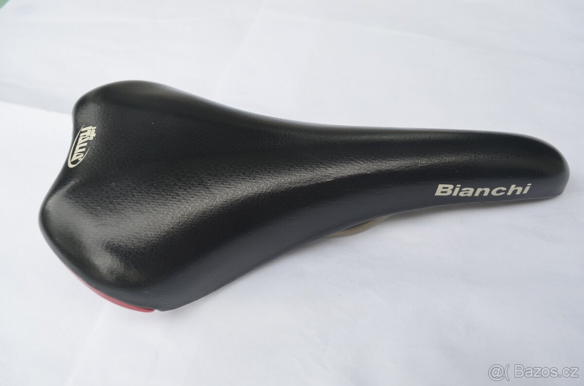 kultovka sedlo SELLE ITALIA BIANCHI