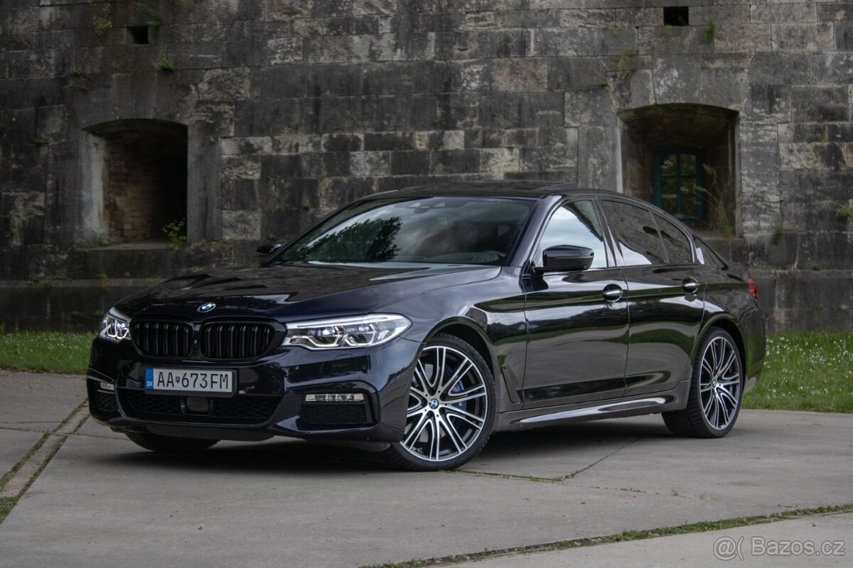 BMW Rad 5 540i xDrive A/T.