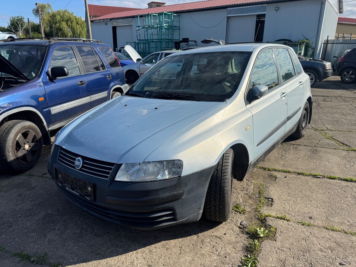 FIAT STILO na náhradní díly ND