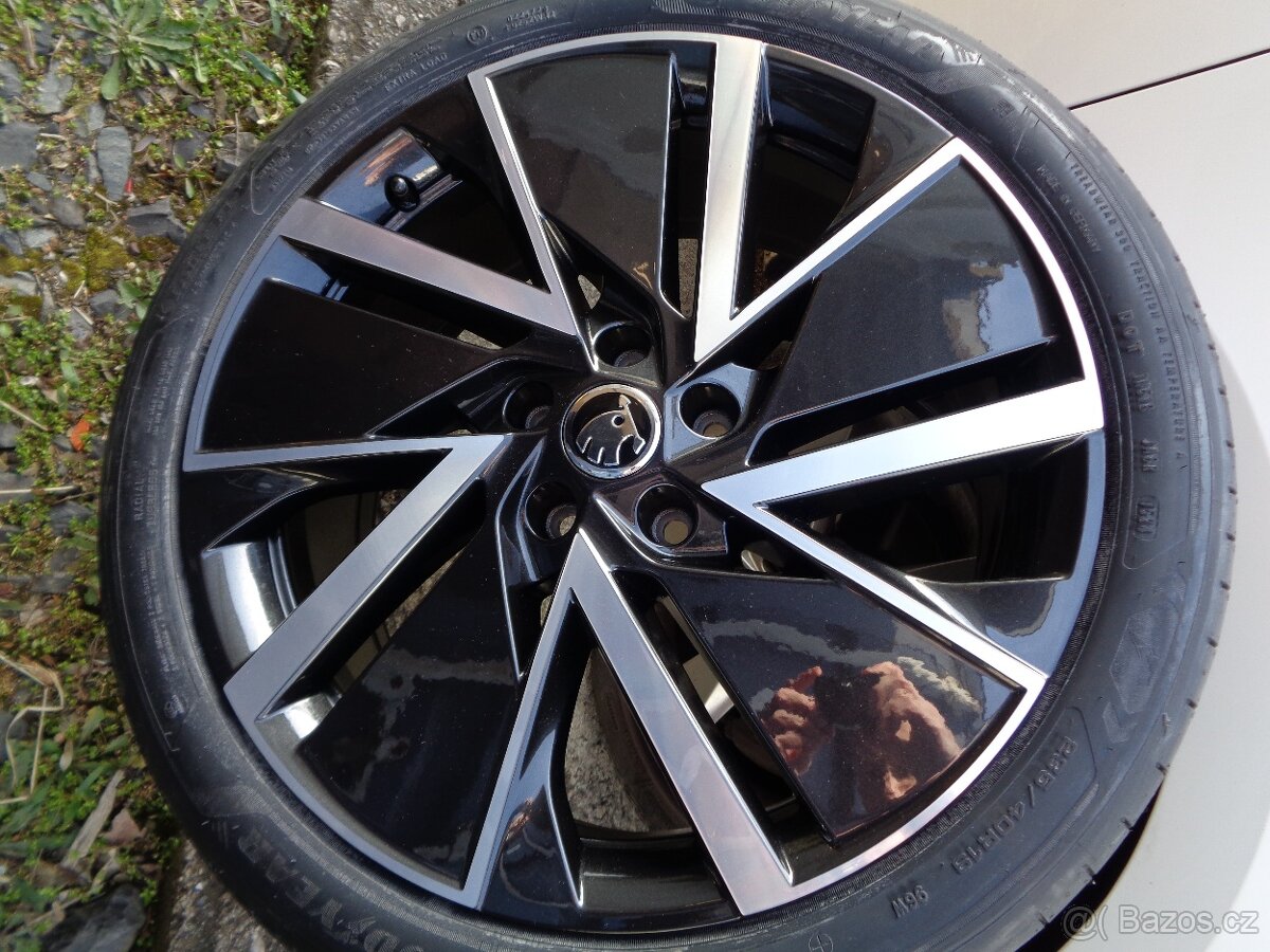 škoda superb 19 alu kola 5x112 nová