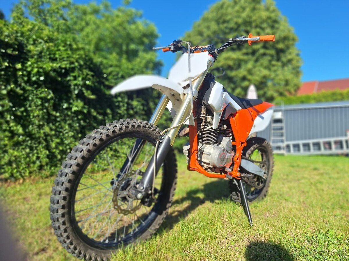 Pitbike Minirocket Pitrock 250ccm