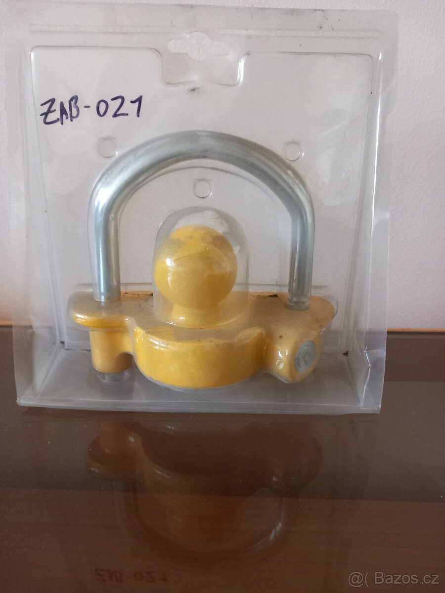 Zámek na přívěs
