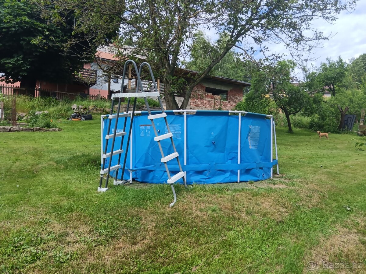 Bazén Bestway+schůdky