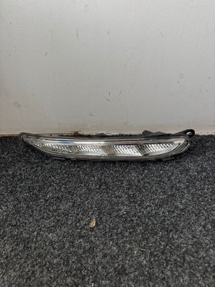 Ford Kuga deni svícení mk1 2011 led