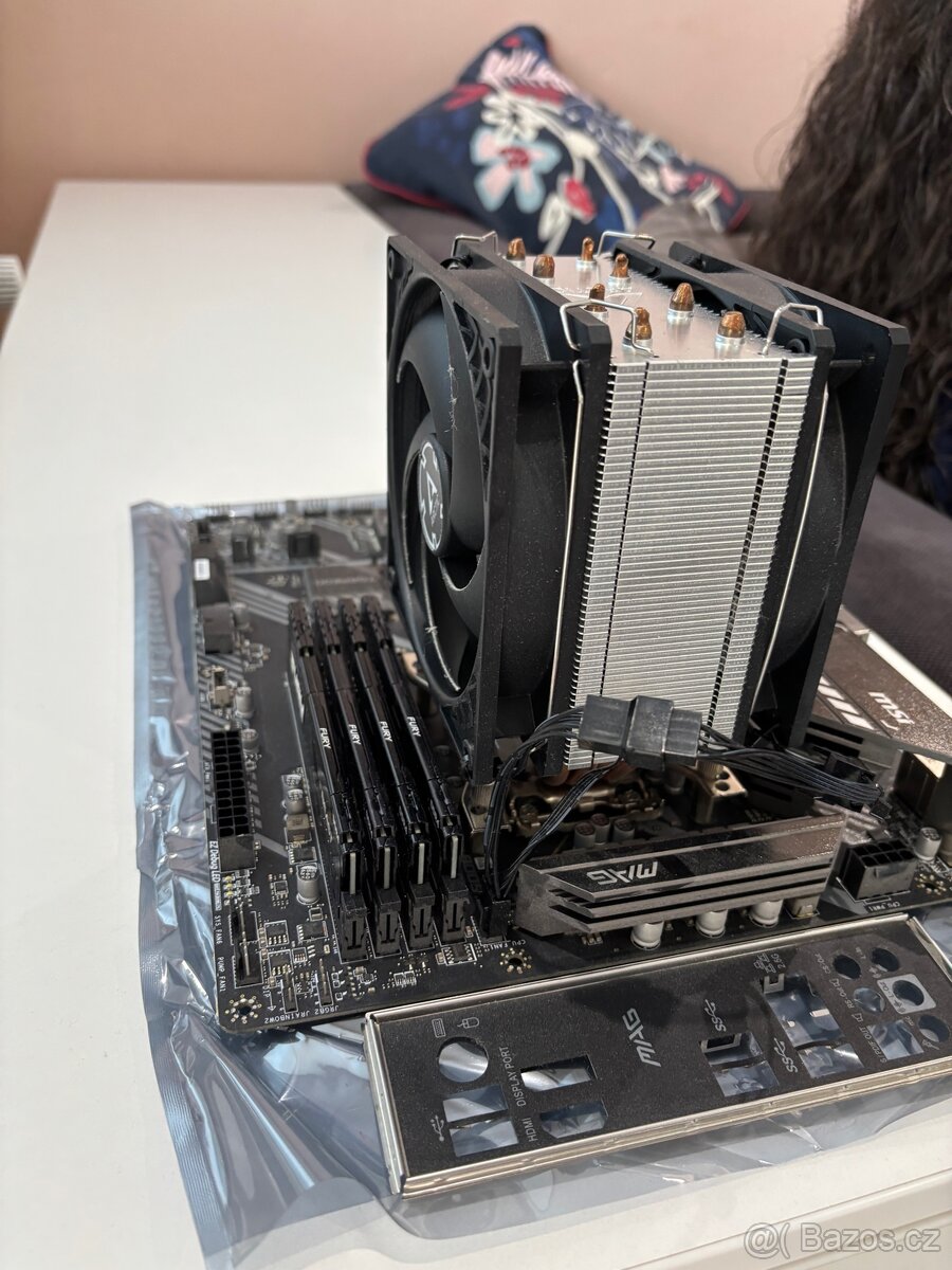 Základní deska + RAM + CPU + chladič