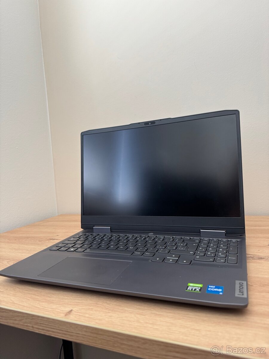 Lenovo LOQ 15IRH8 – Herní a výkonný notebook