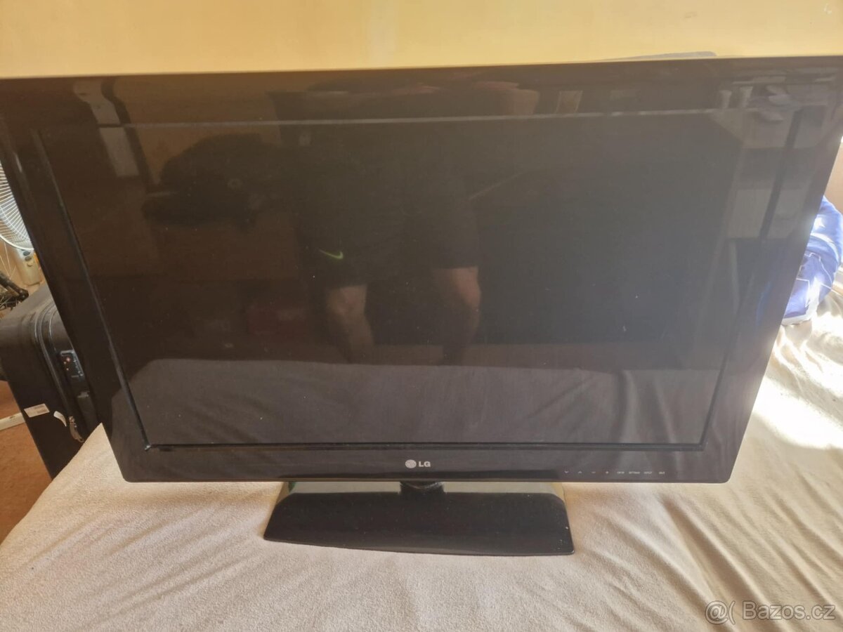 LG televize