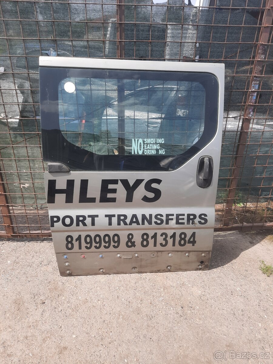 renalt trafik - prave posuvne dvere