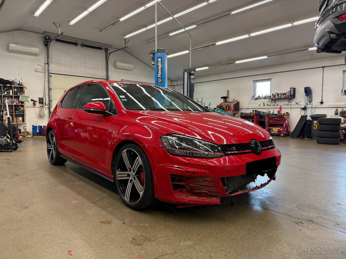 Volkswagen Golf 2.0 GTI 169 kW
