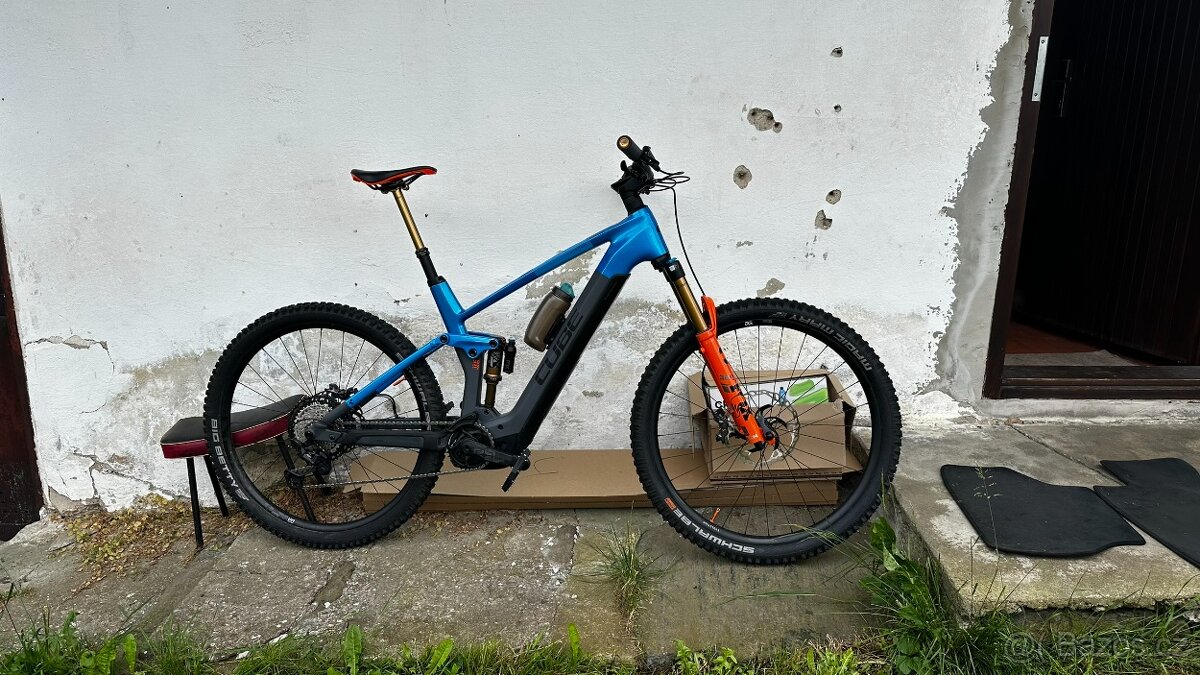 Cube Stereo Hybrid 140 HPC 750 actionteam 2024