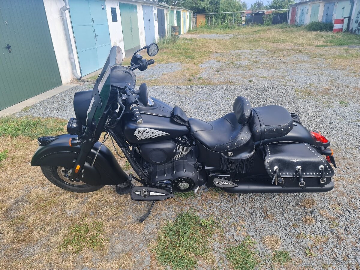 INDIAN Chief Dark Horse