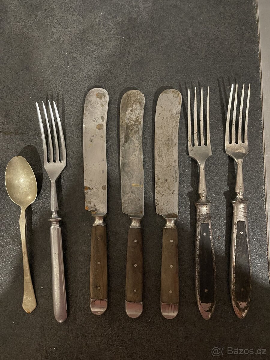 Starožitné příbory pro sběratele