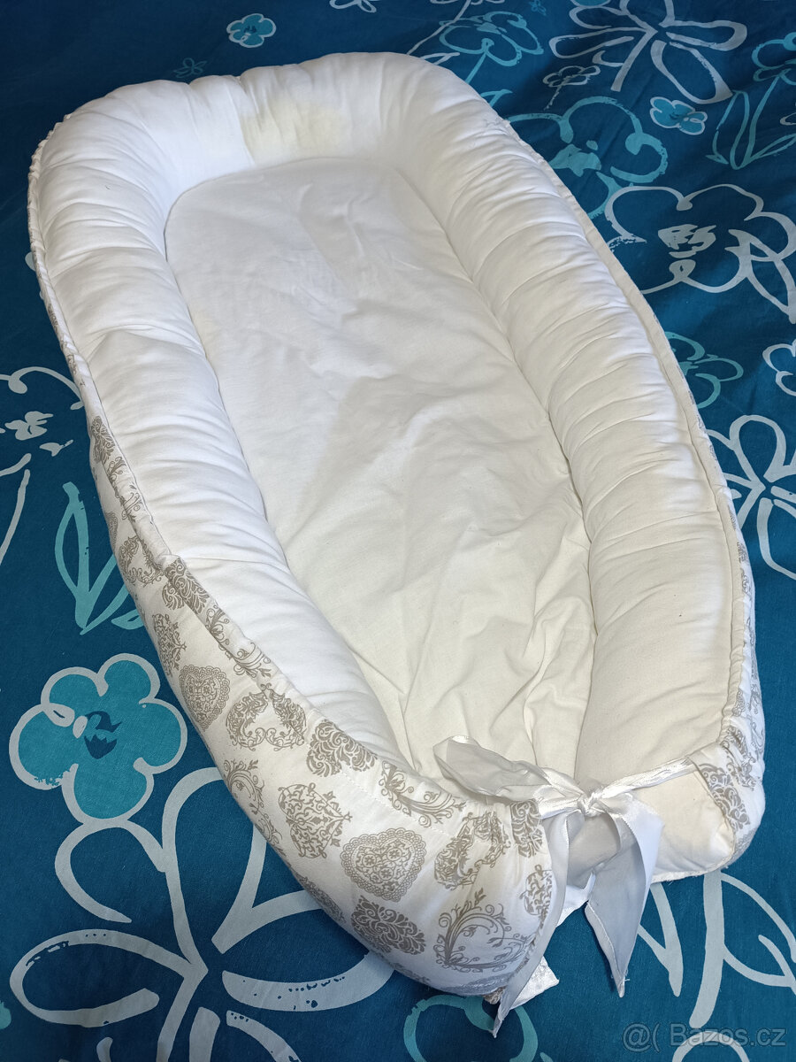 Hnízdečko pro miminka