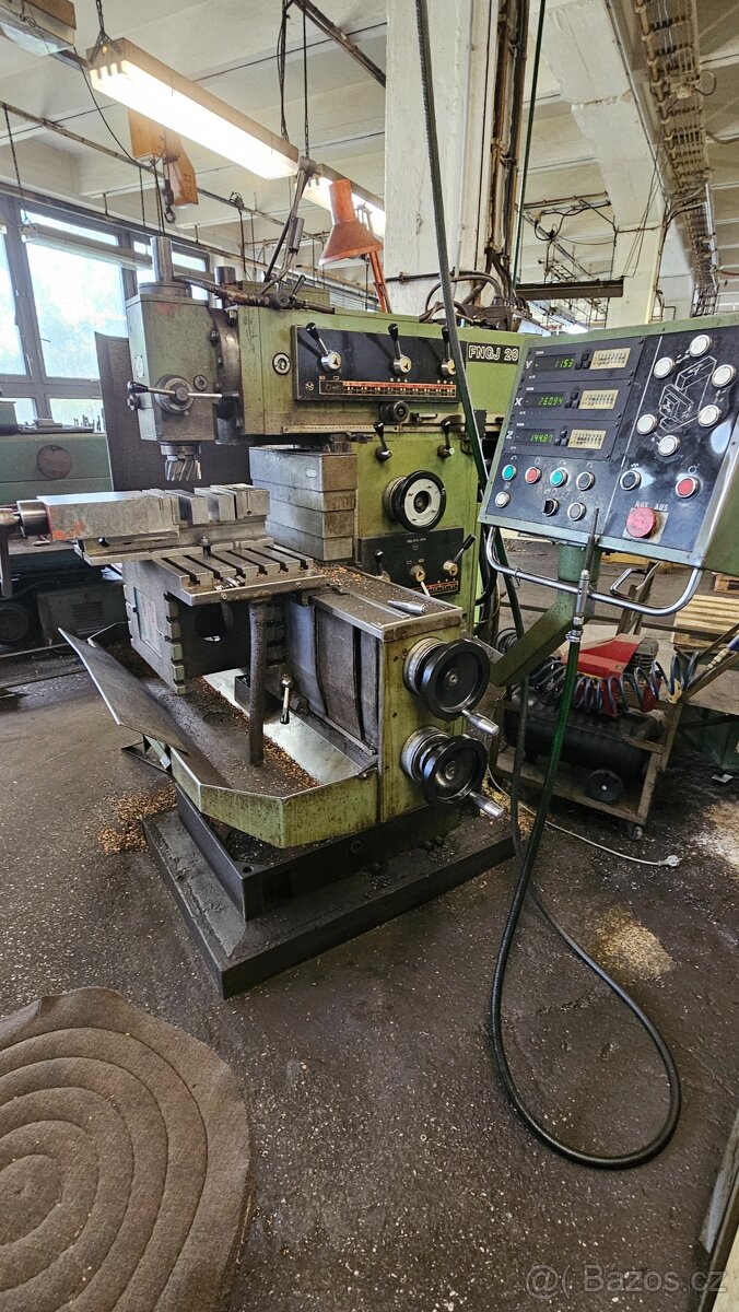 Nástrojařská frézka FNGJ 20