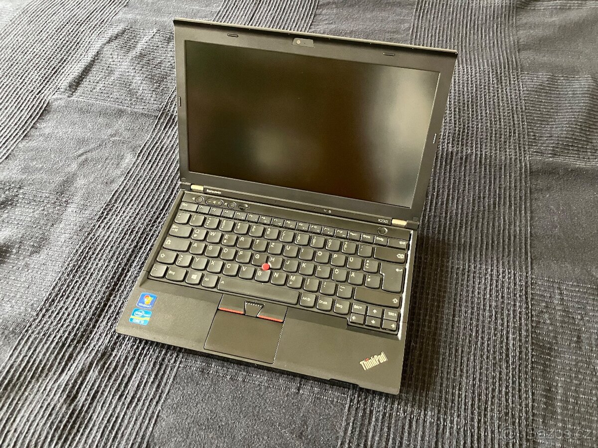 Lenovo ThinkPad X230i - v dobrém stavu