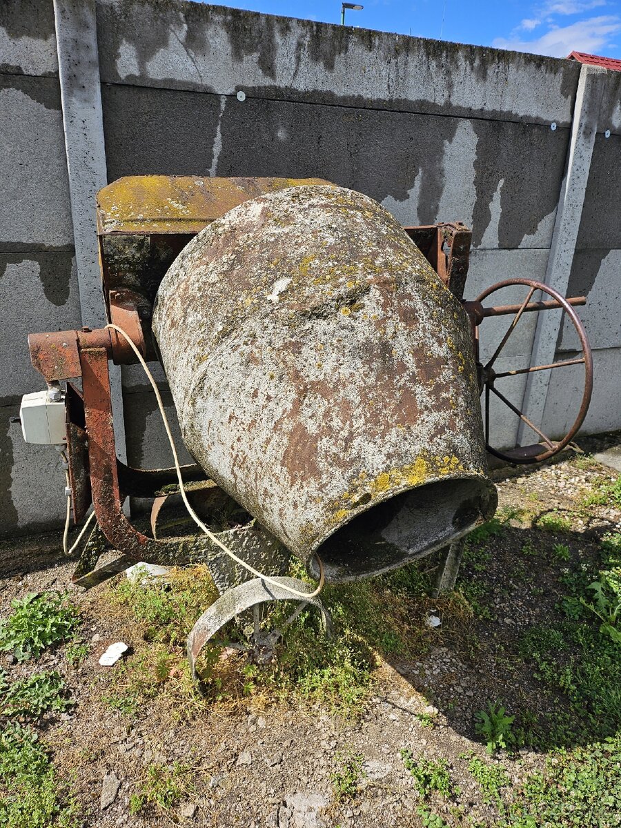 Stavební míchačka, 380 V