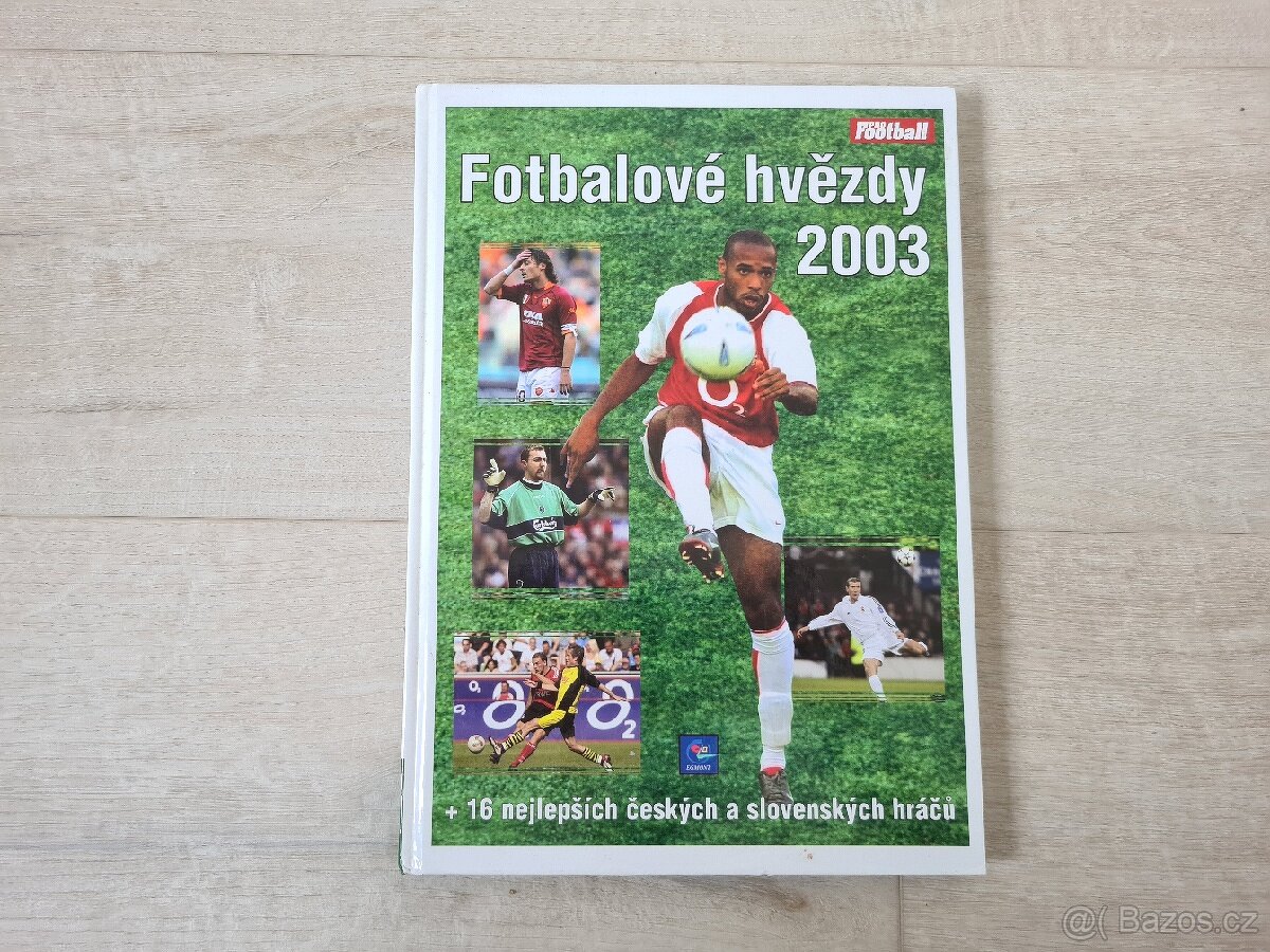 Kniha Fotbalové hvězdy 2003