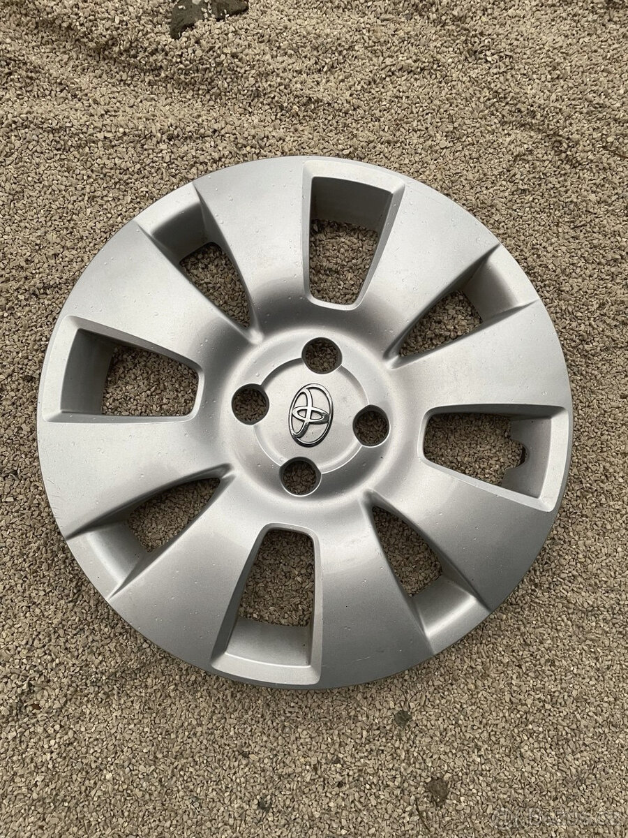 Originální poklice Toyota Yaris II 15"