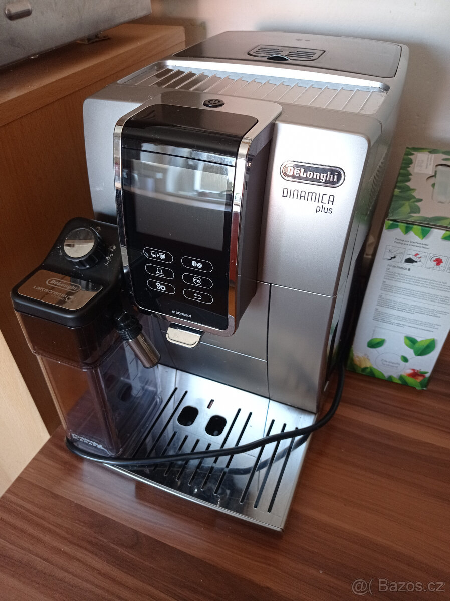 Kávovar Espresso De'Longhi Dinamica plus