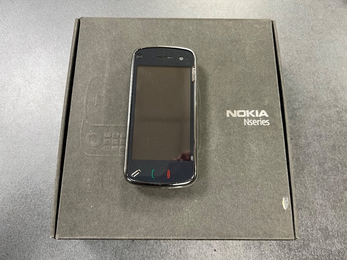 Nokia N97 CZ distribude, krabice
