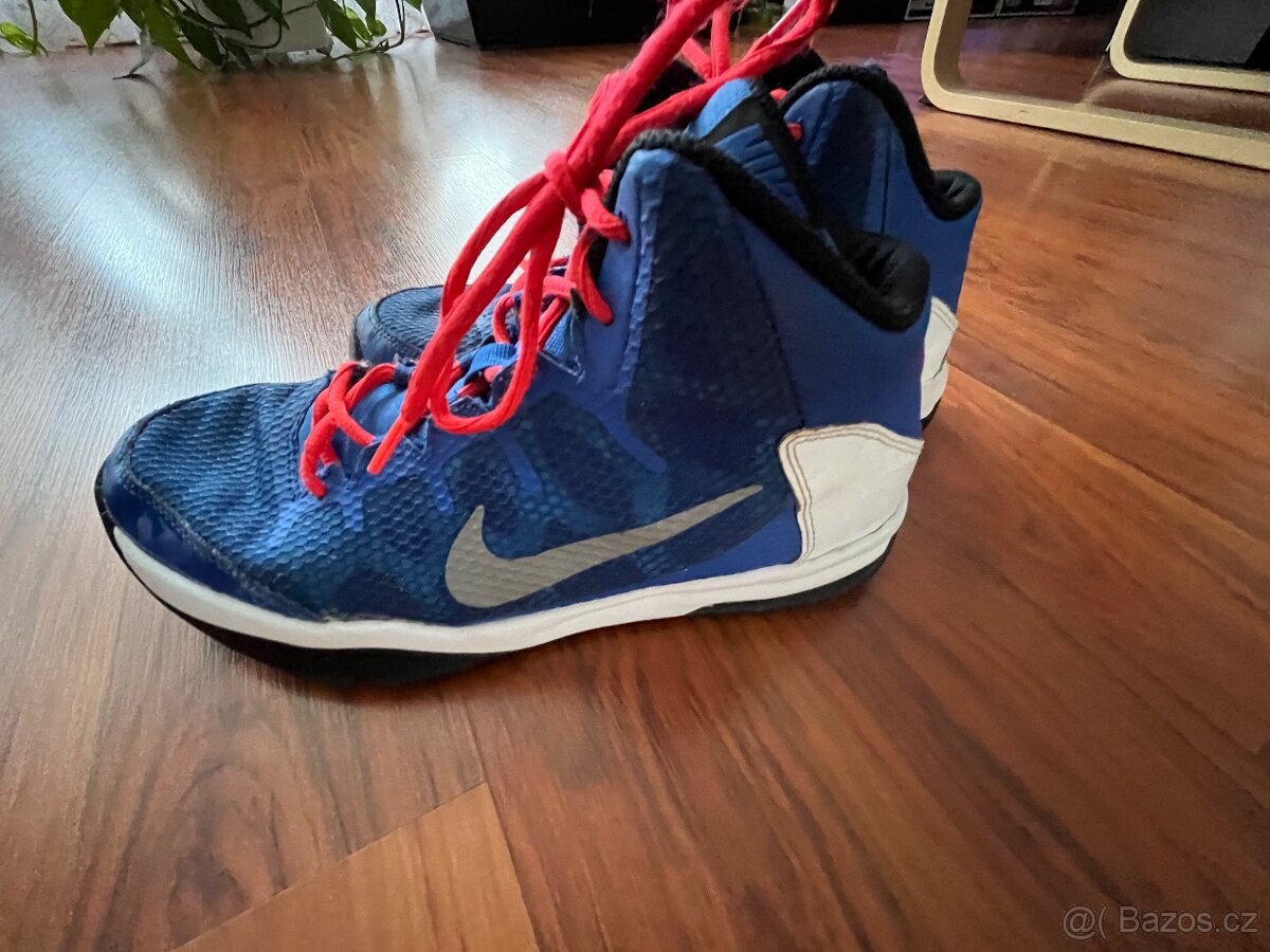 Tenisky Nike vel. 40