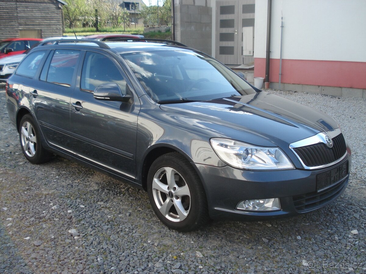 ŠKODA OCTAVIA KOMBI 1.4 MPI,SERVISKA,NOVÁ STK
