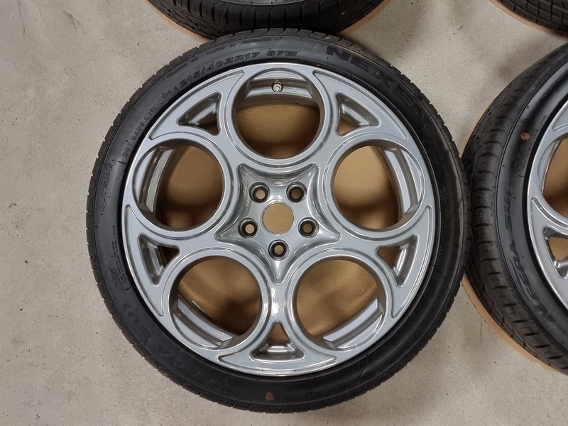 alu ALFA ROMEO GTA 7,5x17" 5x98 ET35 s pneu 215/40 R17