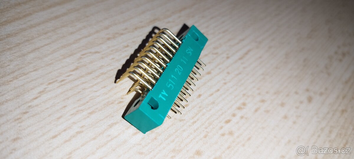 🟦 Konektor TY 511 20 11 SN – starý typ 20pin