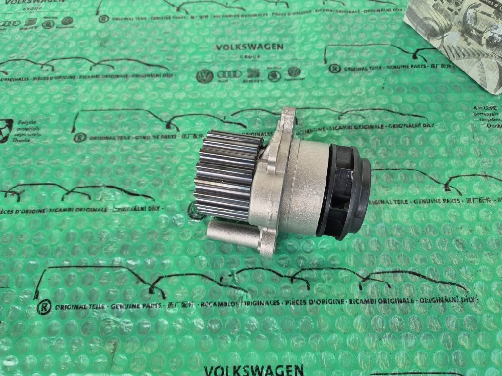 vodní čerpadlo Škoda Fabia I (6Y) 1.9tdi 045121011BX