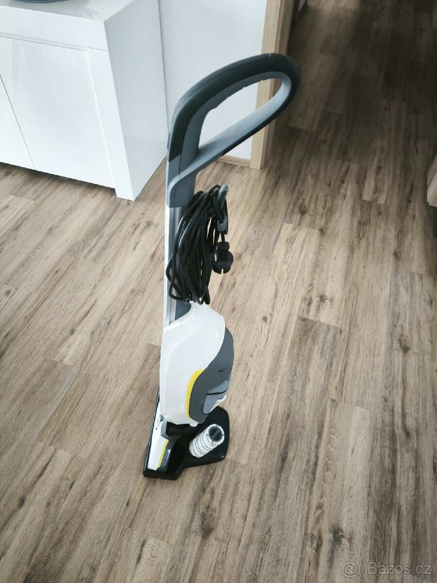 nový Čistič na podlahu Karcher