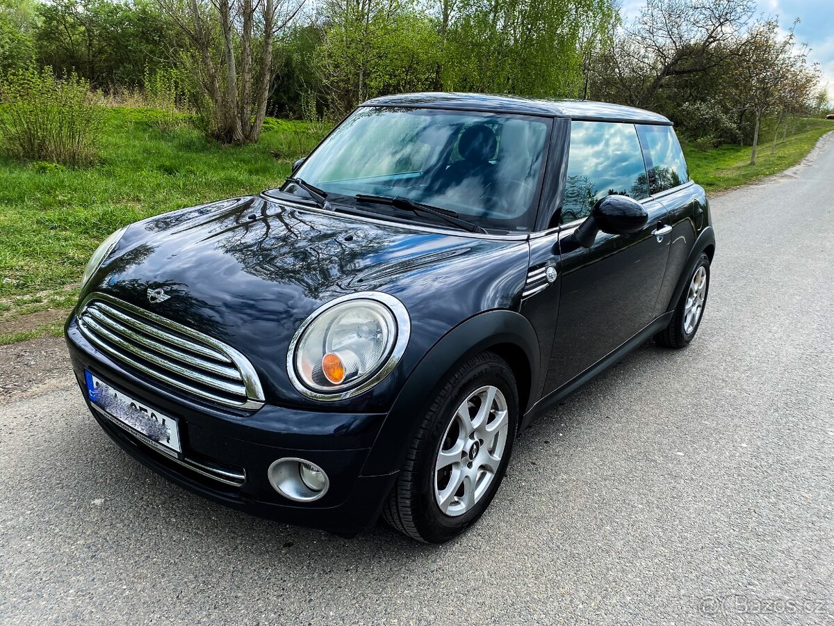 2008 MINI ONE; 1.4i - 70 KW; 6ti rychlostní manuál; STK
