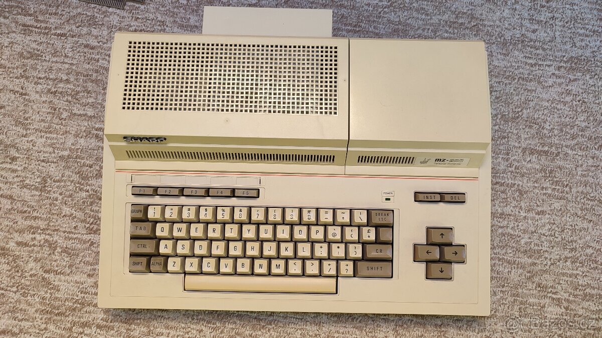Sharp MZ-821