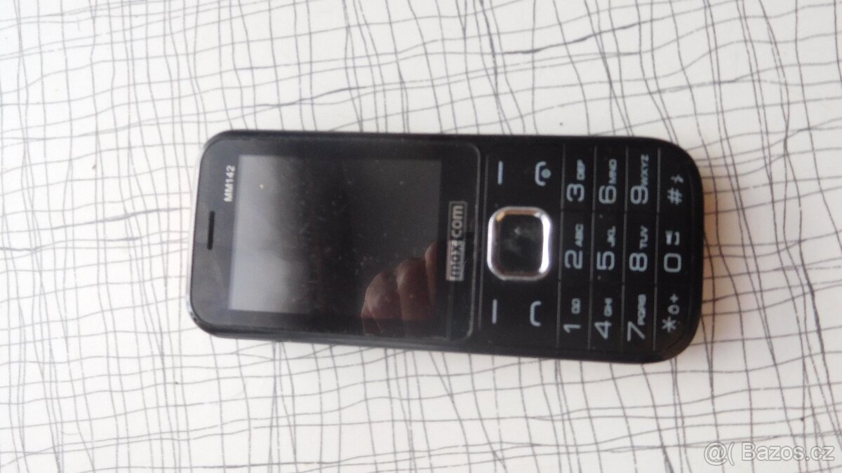 Prodám tlačítkový telefon MAX COM