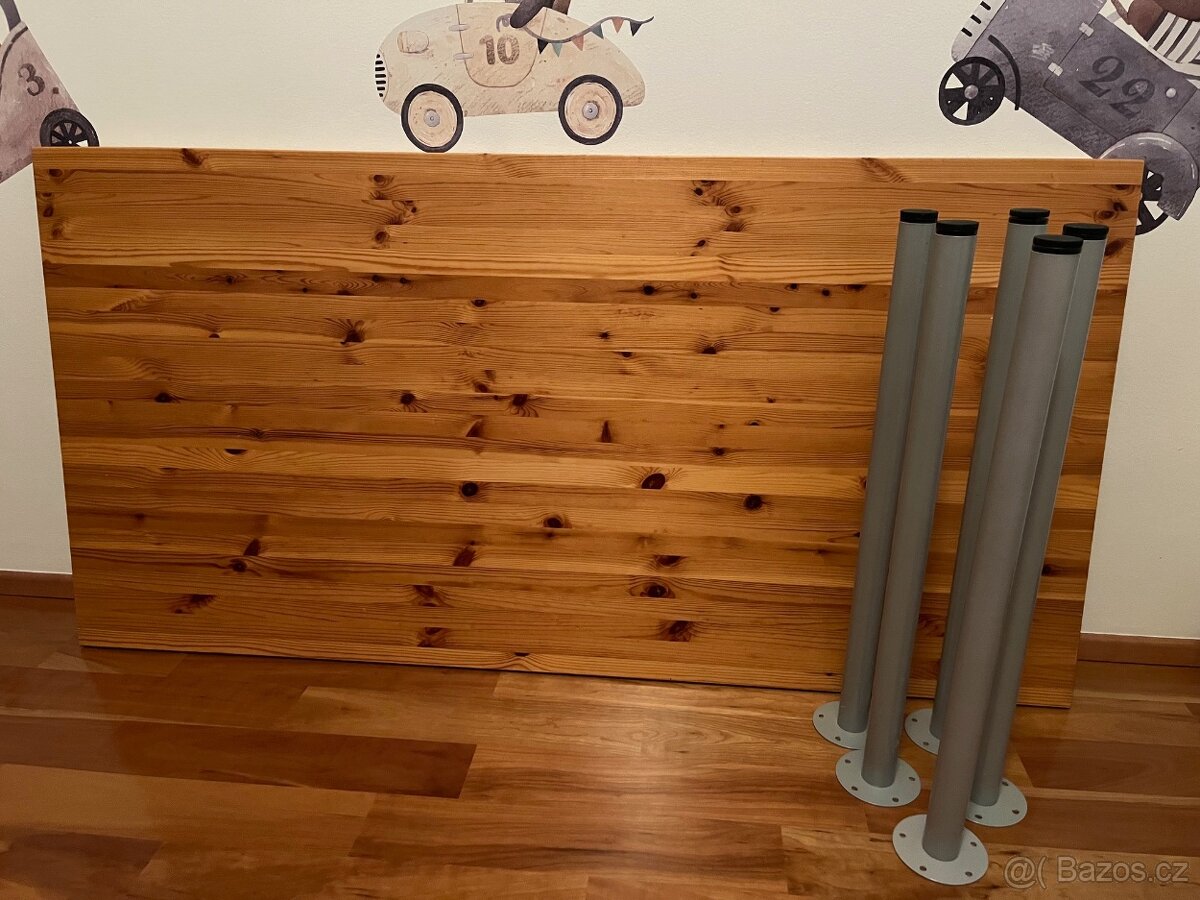 Stůl IKEA