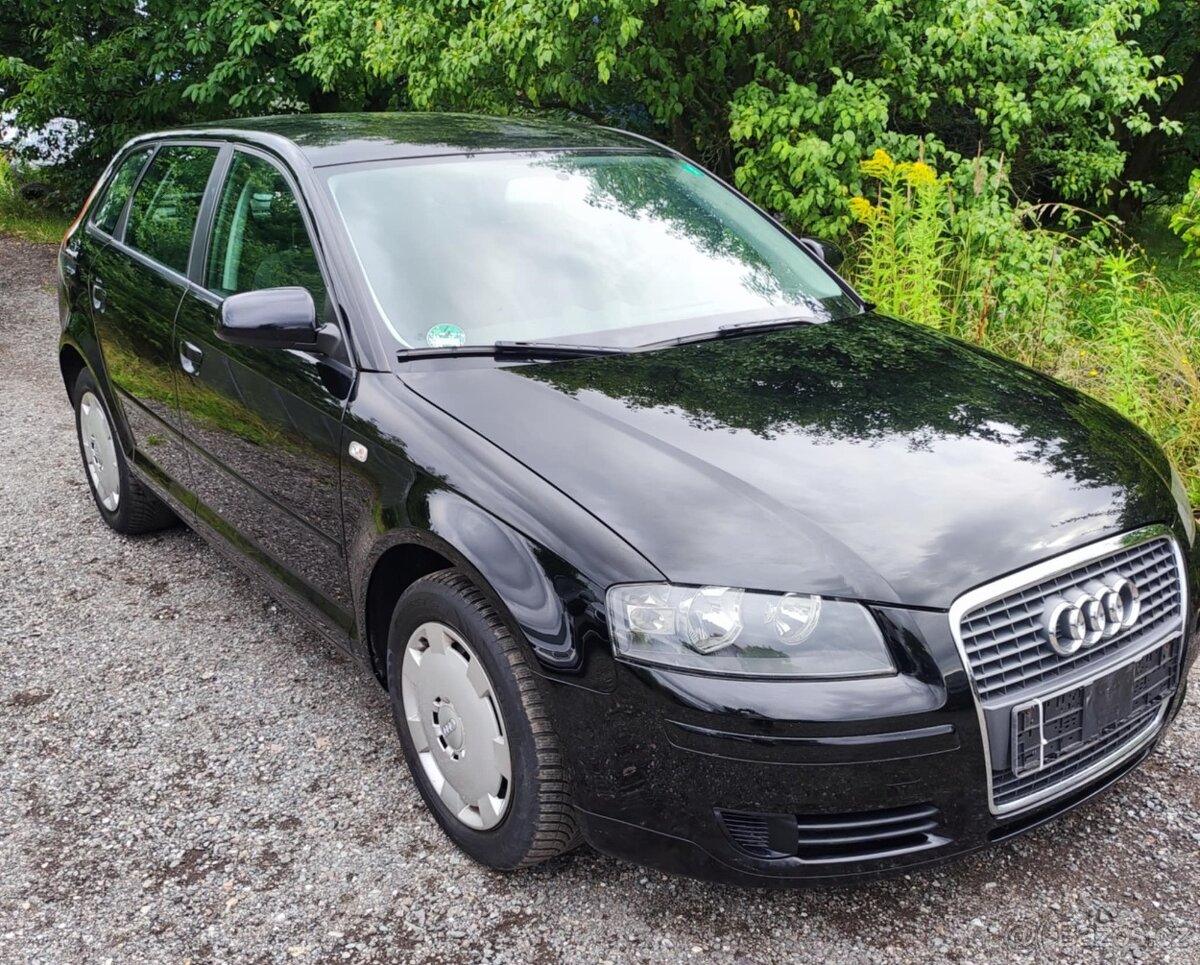 Audi A3 1.6 MPI 75KW 5.dvéř 7/2006 TOP STAV SERVIS JEN VW