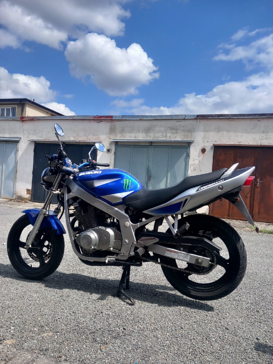 Suzuki gs 500