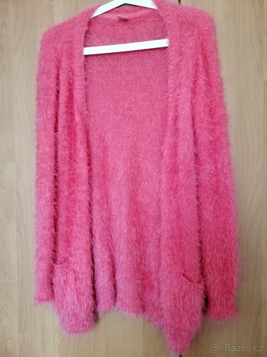 Dívčí růžový chlupatý kardigan/svetr 152/158 KIK 1-2x obleče