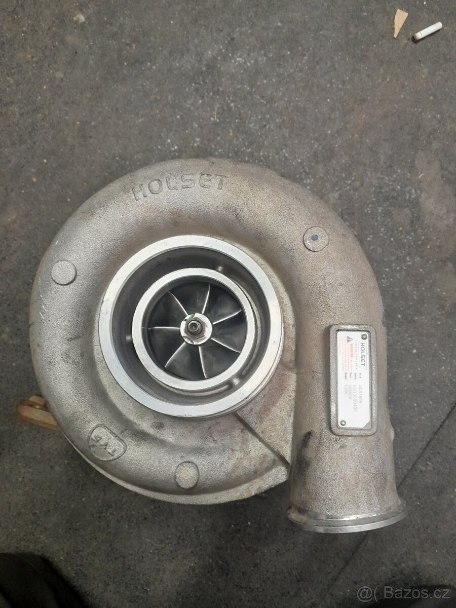Renault magnum dxi turbo