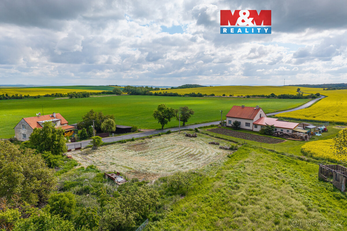 Prodej pozemku k bydlení, 1977 m², Krásný Dvůr